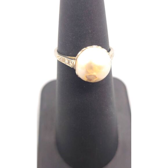 900KT PLATINUM 3.10G PEARL IRID RING SIZE 5 (151137-9) - Picture 3 of 3